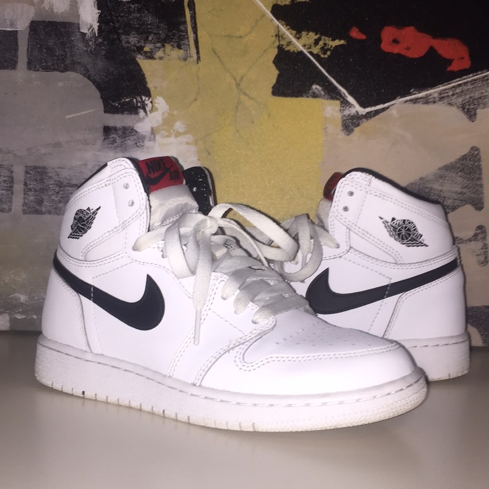 Air Jordan Retro 1 OG yin-yang
